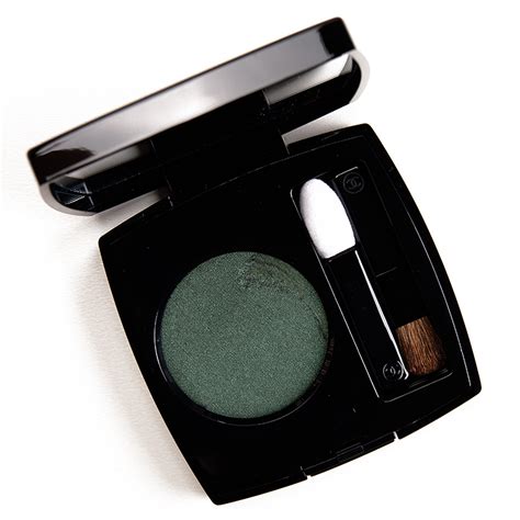 chanel green eyeshadow